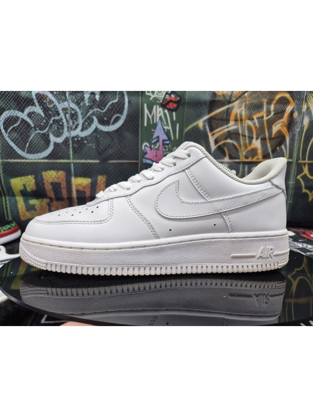 Men’s Nike Air Force 1 Size 9.5M or 11W Triple White Casual Sneakers